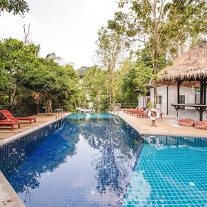 The Dearly Koh Tao Hostel-Padi 5 Star Dive Resort